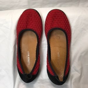 bernie mev.  8.  Women’s slip-on.